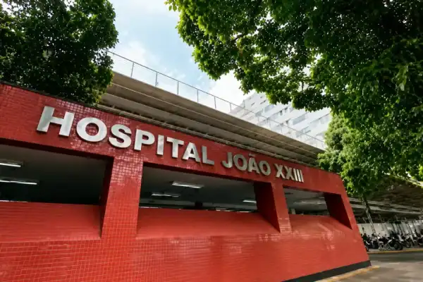 Encontro combinado em redes sociais termina com jovem baleado em Belo Horizonte