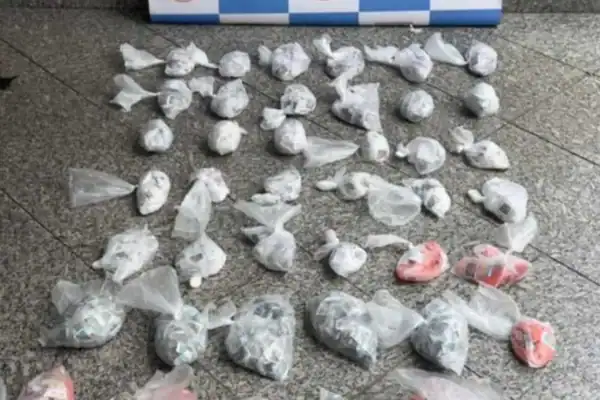 Homem detido suspeito de tráfico de drogas em Barra do Piraí