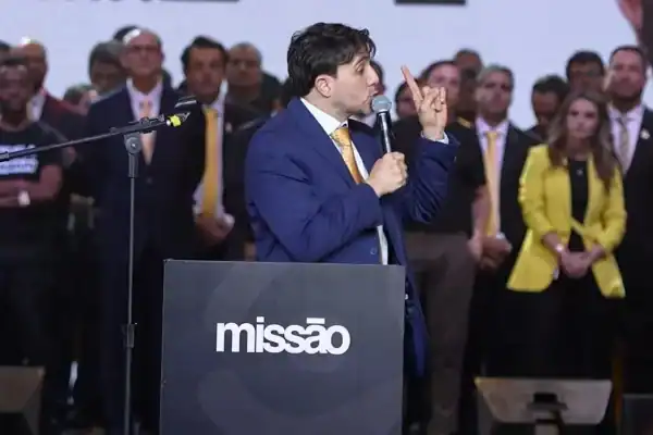 Toffoli retira da pauta do TSE julgamento do registro de candidatura de Renan Santos