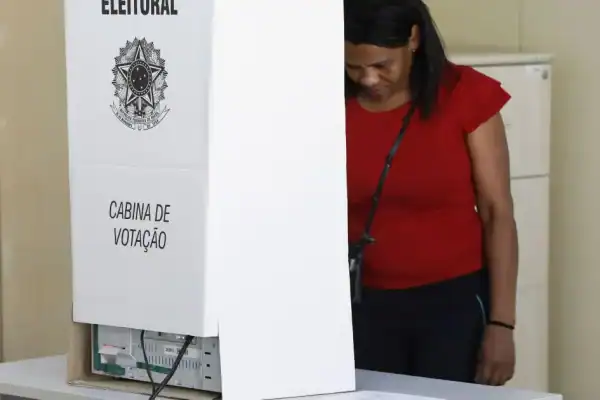 Datafolha: 46% dos eleitores mais preocupados que em 2022 e 57% mais decididos a votar