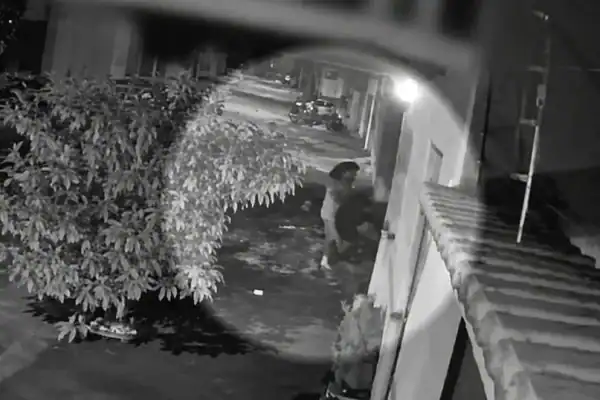 Condenado por feminicídio leva mulher a terreno baldio e é preso por crime brutal