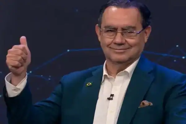Augusto Cury surpreende e fecha com Flávio Bolsonaro no 2º turno, mas impõe condições