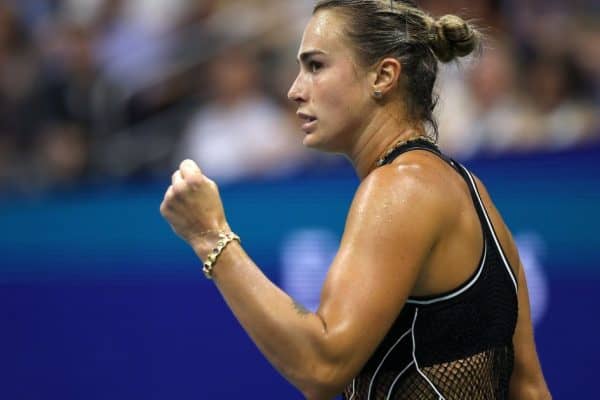 Sabalenka vence Pegula e busca tricampeonato do US Open contra Rybakina