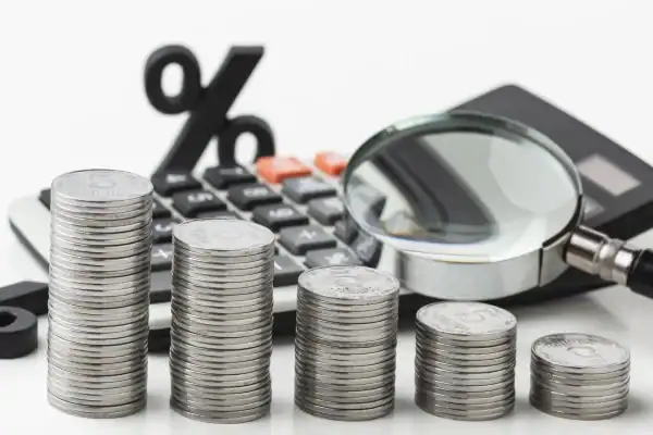 Taxas de juros recuam impulsionadas por cenário eleitoral e dados de pesquisa