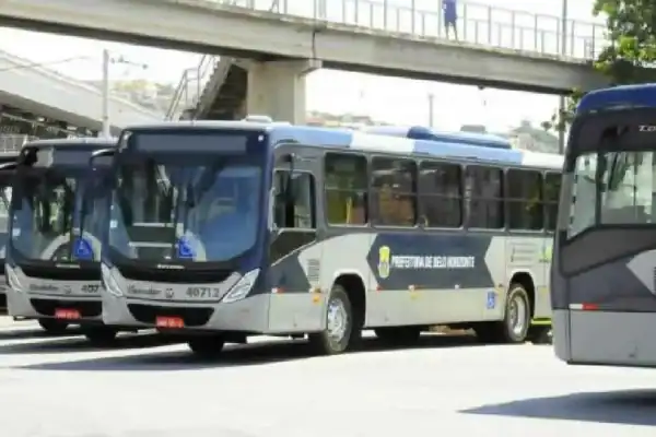 Jovem de 23 anos é executado dentro de ônibus da linha 9205 em Belo Horizonte