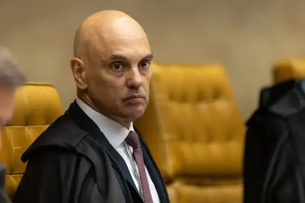 STF estabelece rito para julgamento sobre investigação de Moraes