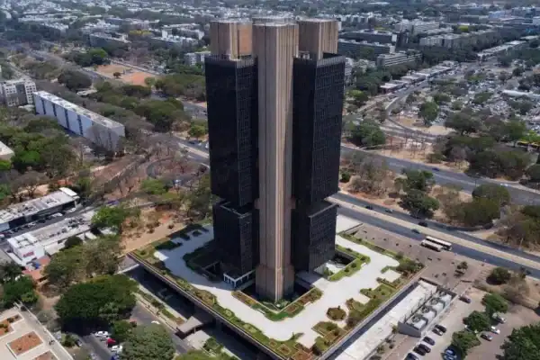 Copom corta Selic em 0,25 ponto percentual para 13,75% ao ano em decisão unânime