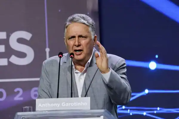 Anthony Garotinho desiste de recurso no TSE e abre caminho para Douglas Ruas