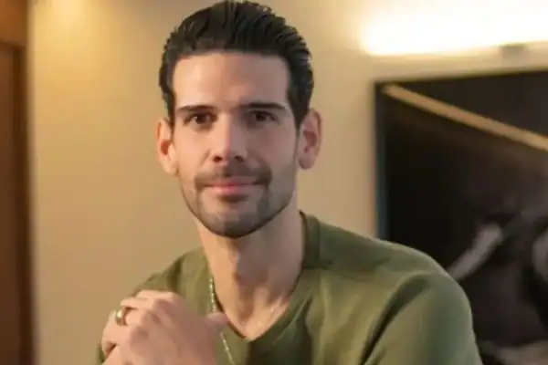Médico de São Paulo morre após sair correndo de motel em Salvador